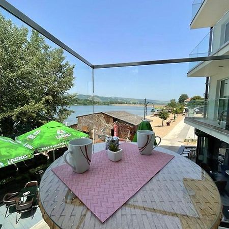 Lake View Tasic Veliko Gradiste Exterior photo