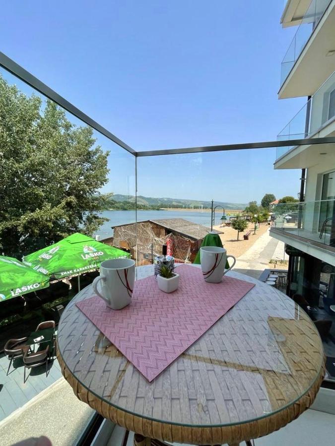Lake View Tasic Veliko Gradiste Exterior photo