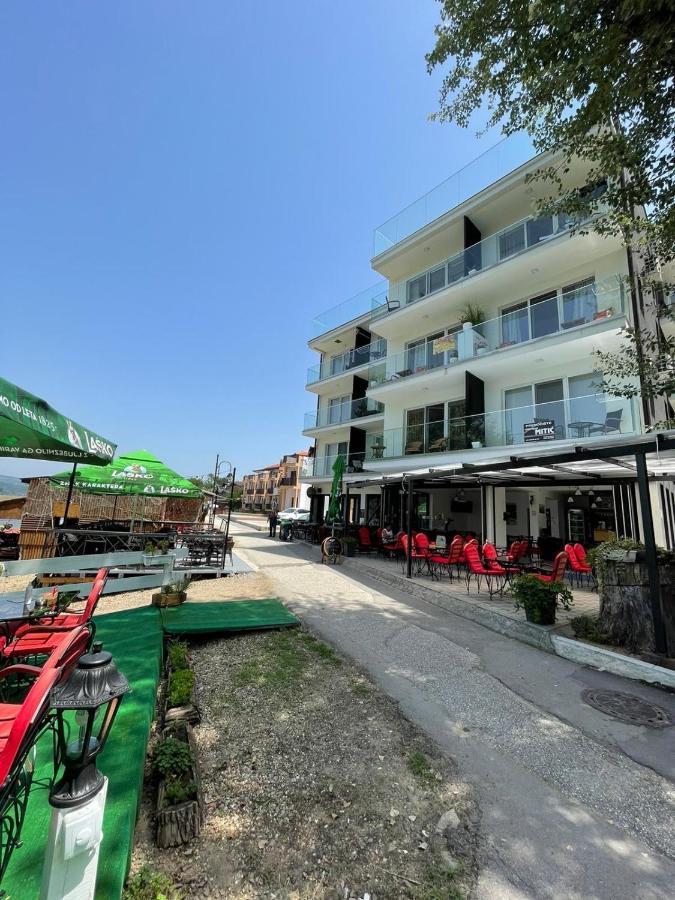 Lake View Tasic Veliko Gradiste Exterior photo